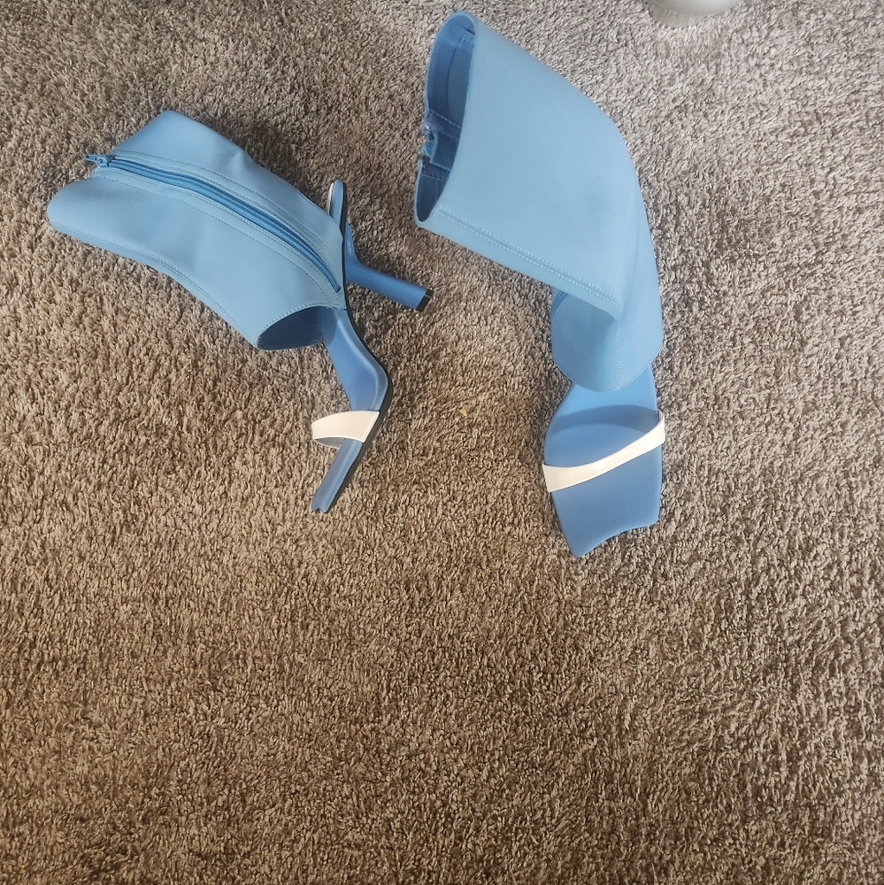 NWOB Open Toe Sandals